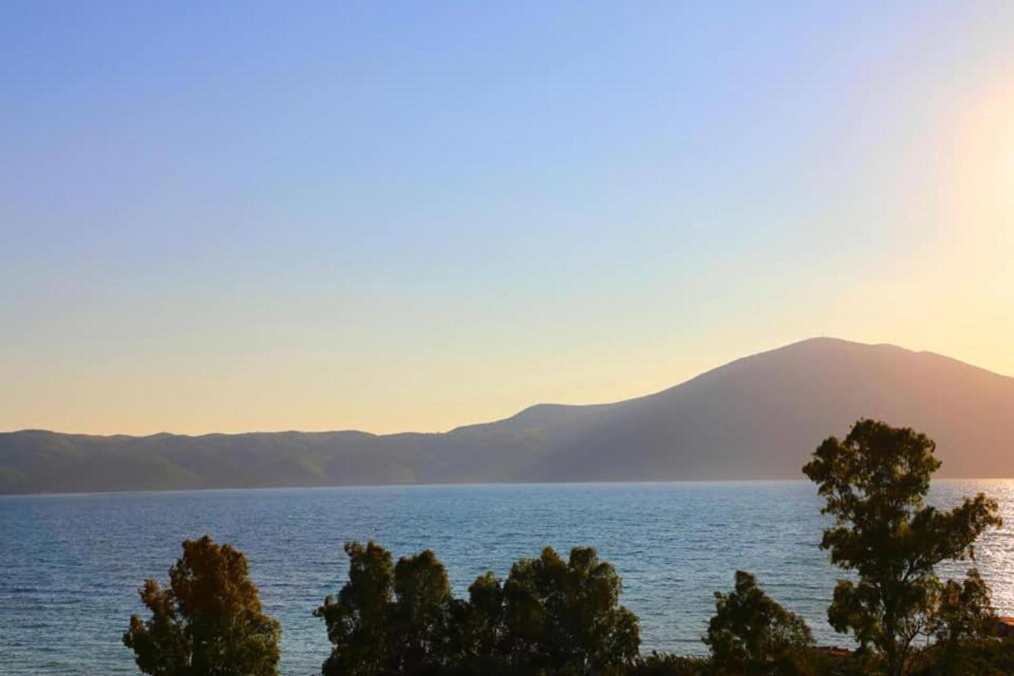 A&G Hotel Radhimë Εξωτερικό φωτογραφία