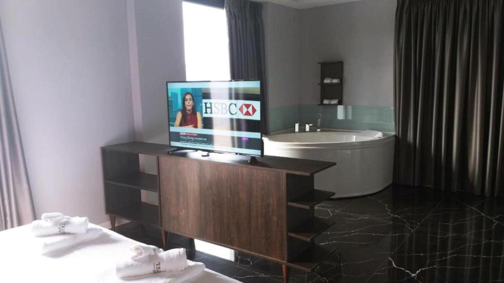 A&G Hotel Radhimë Εξωτερικό φωτογραφία