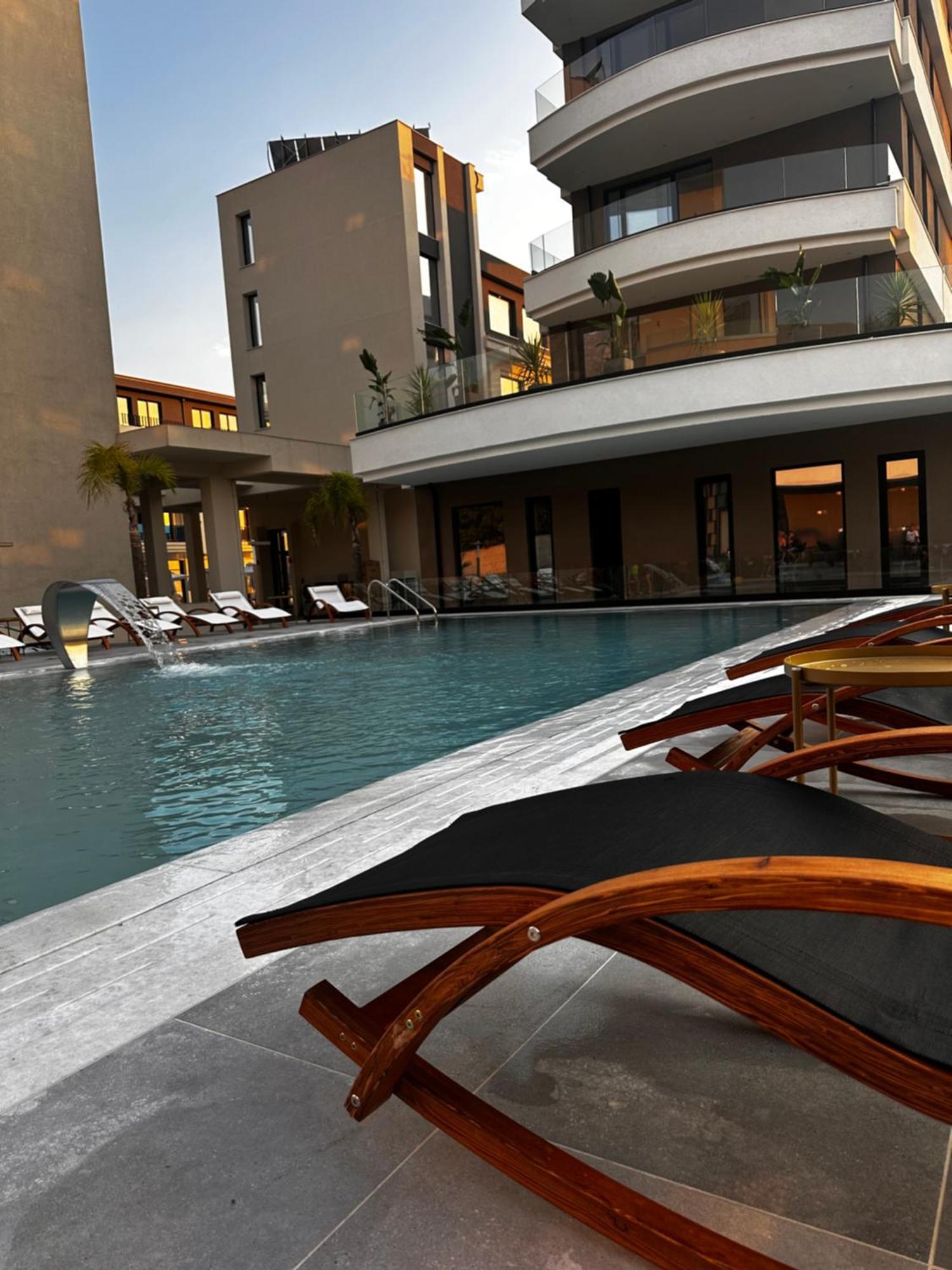 A&G Hotel Radhimë Εξωτερικό φωτογραφία
