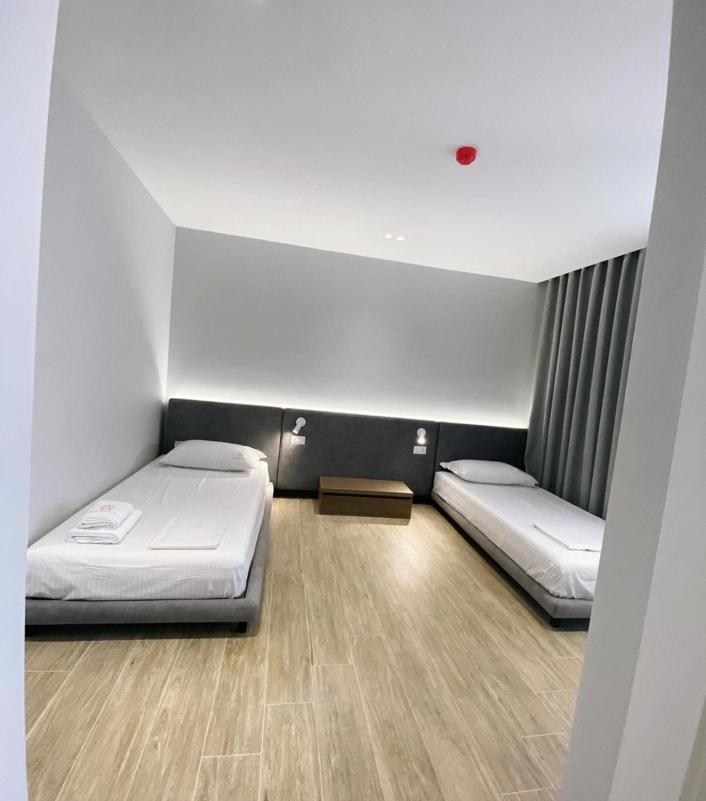 A&G Hotel Radhimë Εξωτερικό φωτογραφία