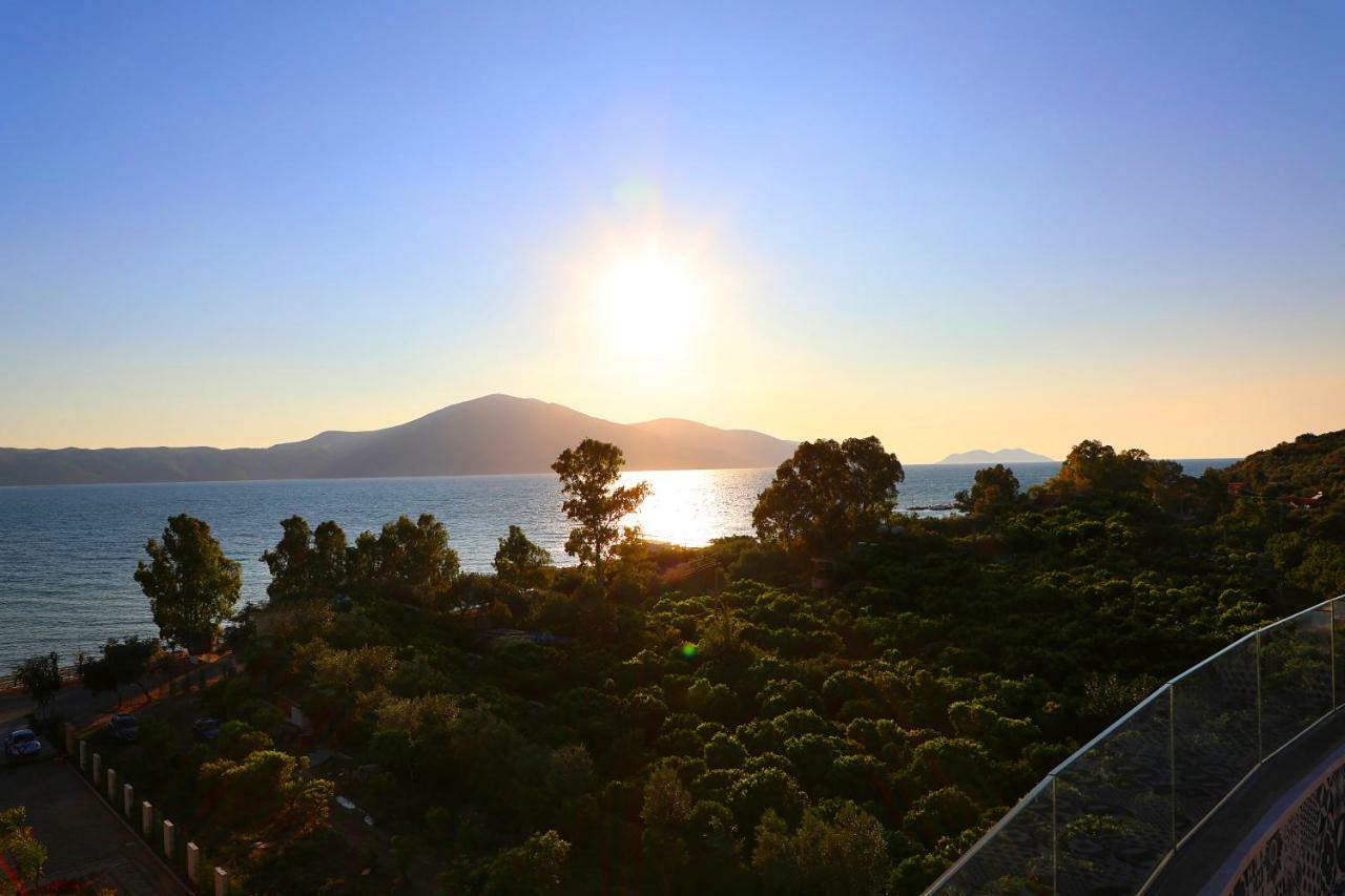 A&G Hotel Radhimë Εξωτερικό φωτογραφία