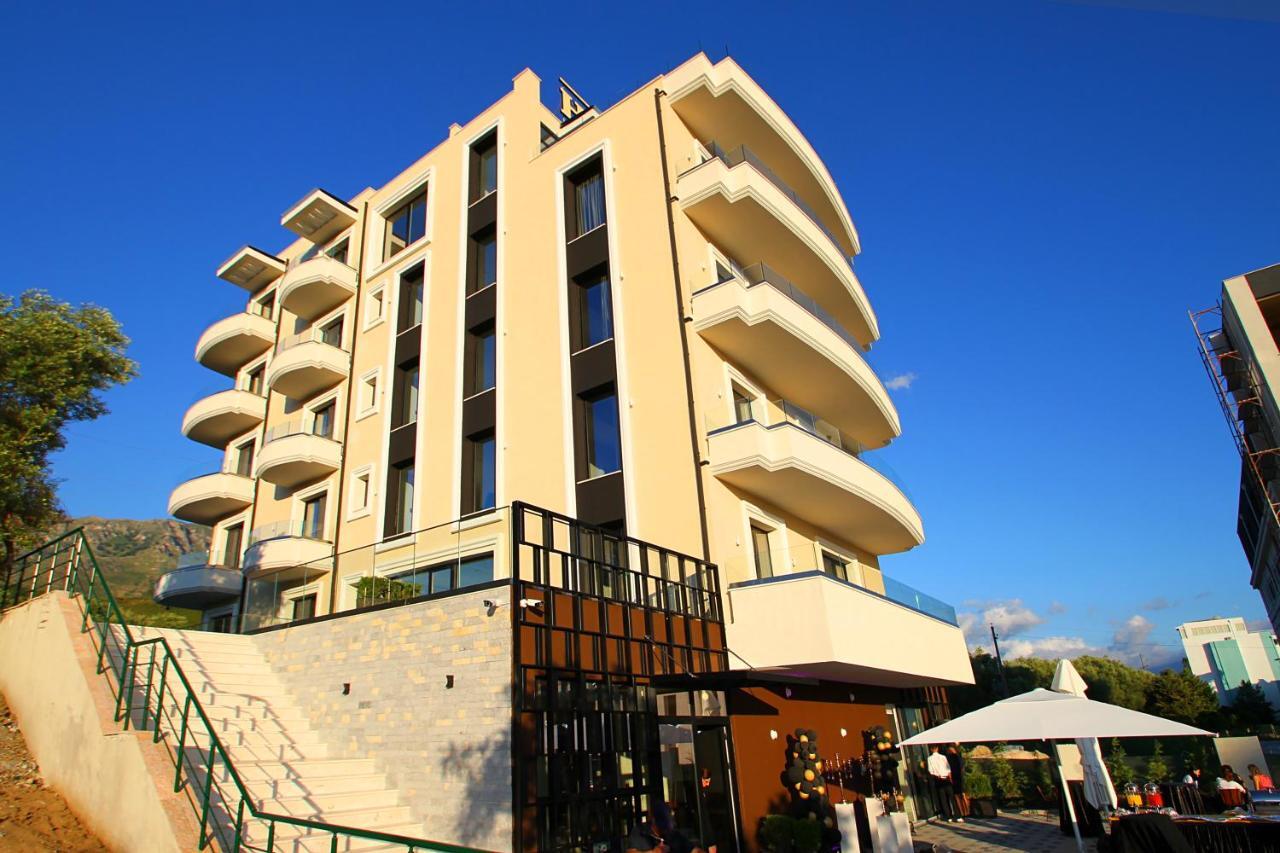 A&G Hotel Radhimë Εξωτερικό φωτογραφία
